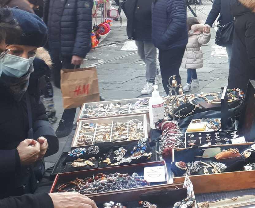 Due Domeniche Con I Mercatini Nel Centro Storico Animazione In Piazza