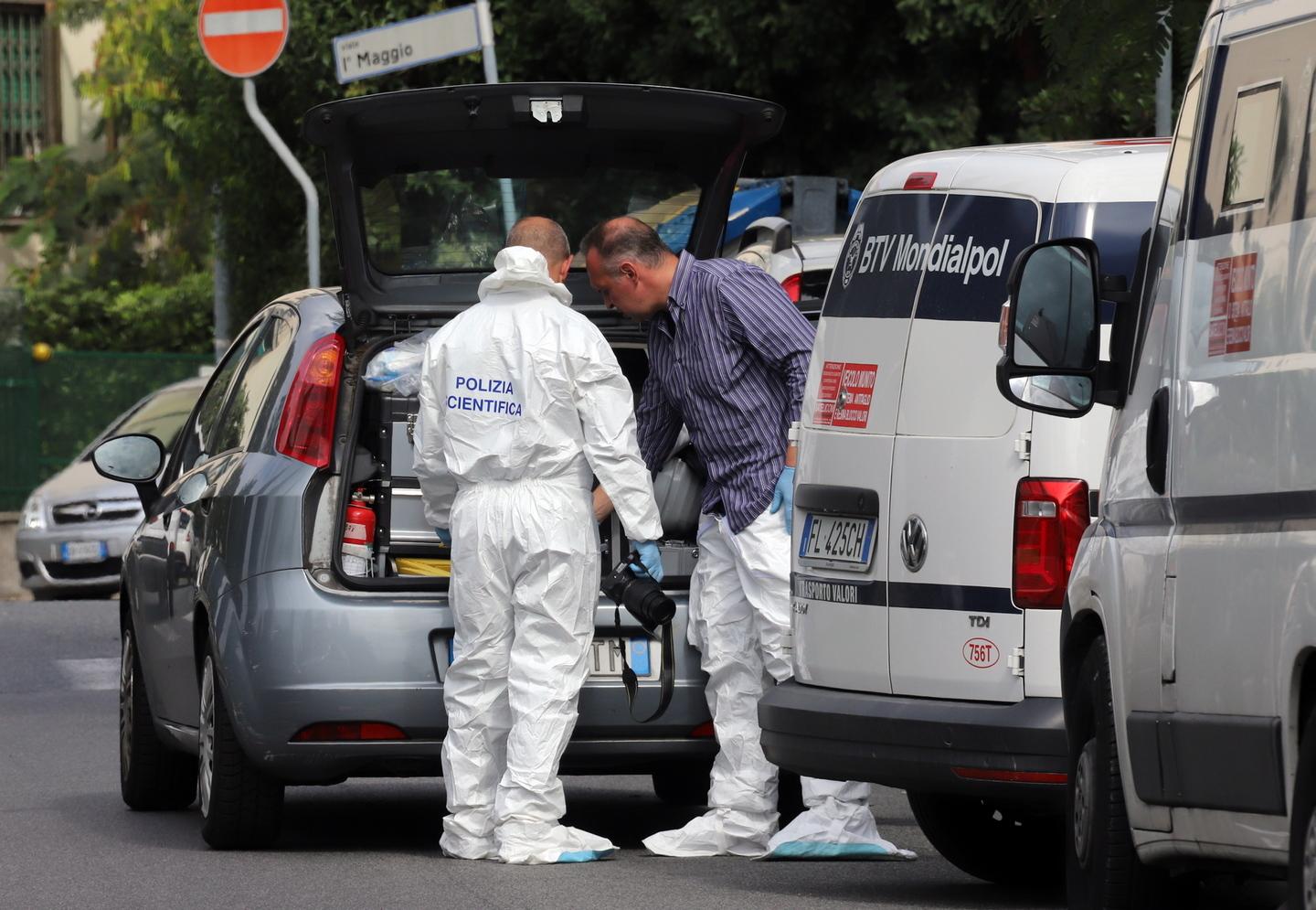 Paura A Sesto Fiorentino Rapina A Un Furgone Portavalori