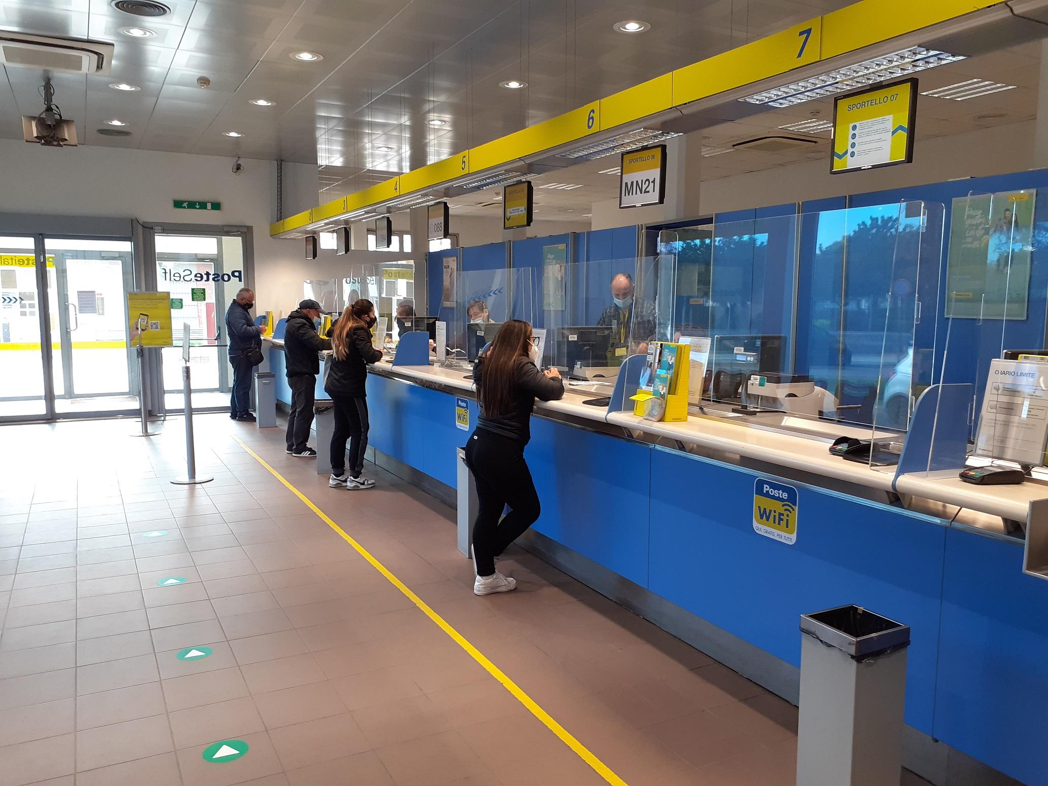 Poste Quattro Nuove Assunzioni A Tempo Indeterminato