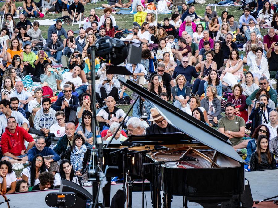 Brividi Per Il Concerto Di Ludovico Einaudi A Campocatino