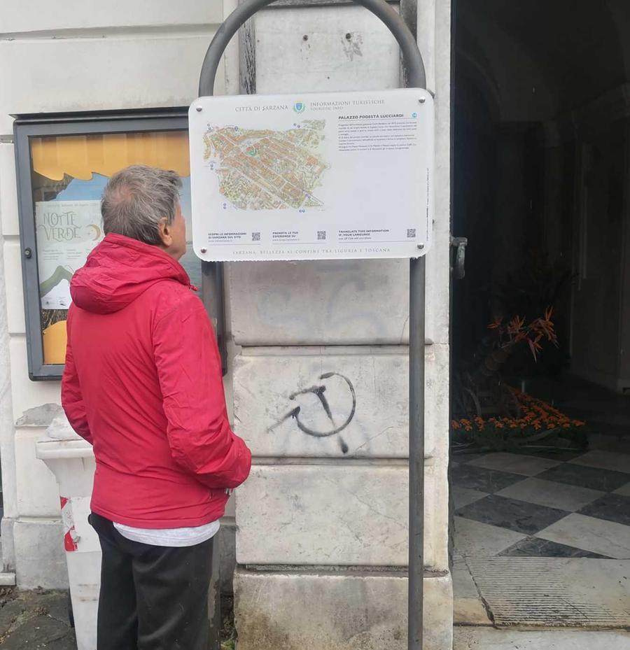 Nuovi Cartelli Informativi Turisti Guidati Dal Qr Code