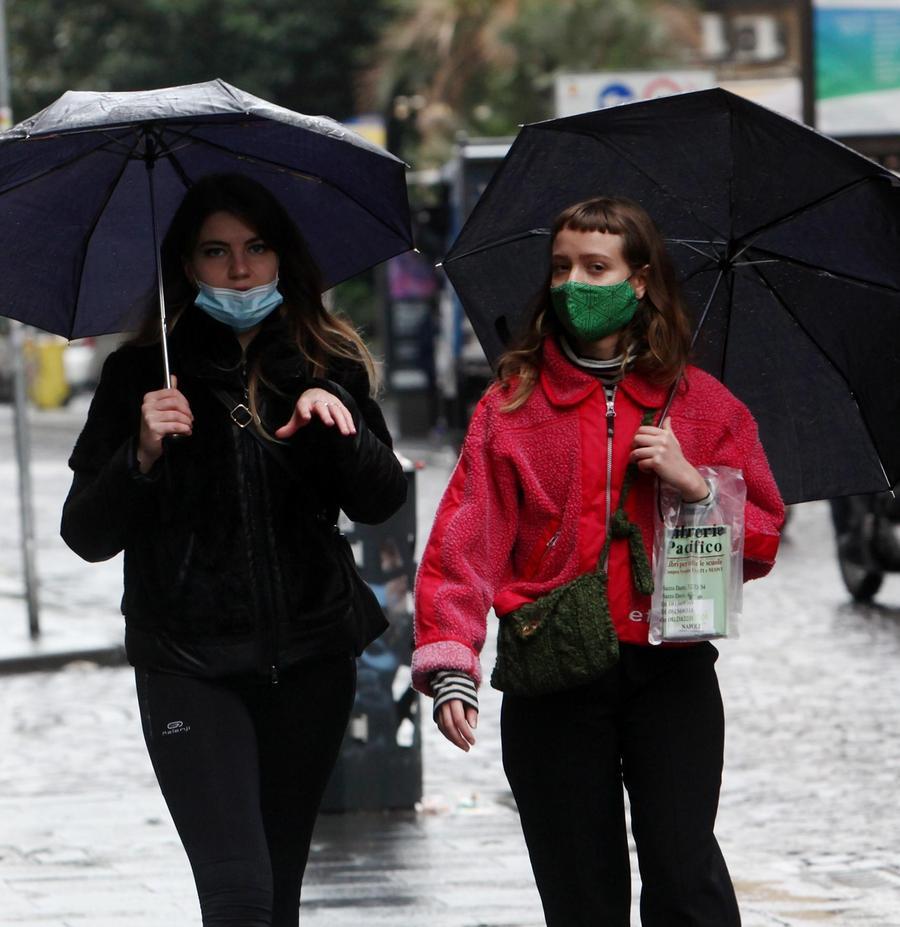 Allerta meteo e piogge Tante le scuole già chiuse