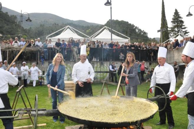 Torna La Festa Del Tartufo Con La Sua Frittata Da Guinnes Dei Primati