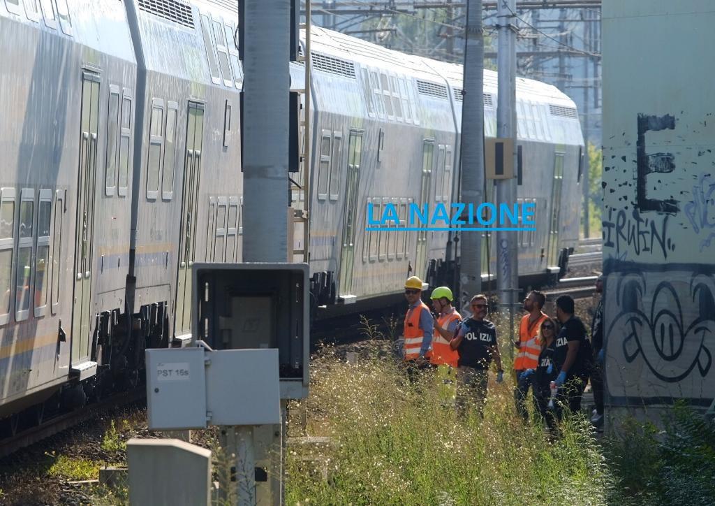 Alta Velocit Incendio Doloso Sui Binari Treni Nel Caos