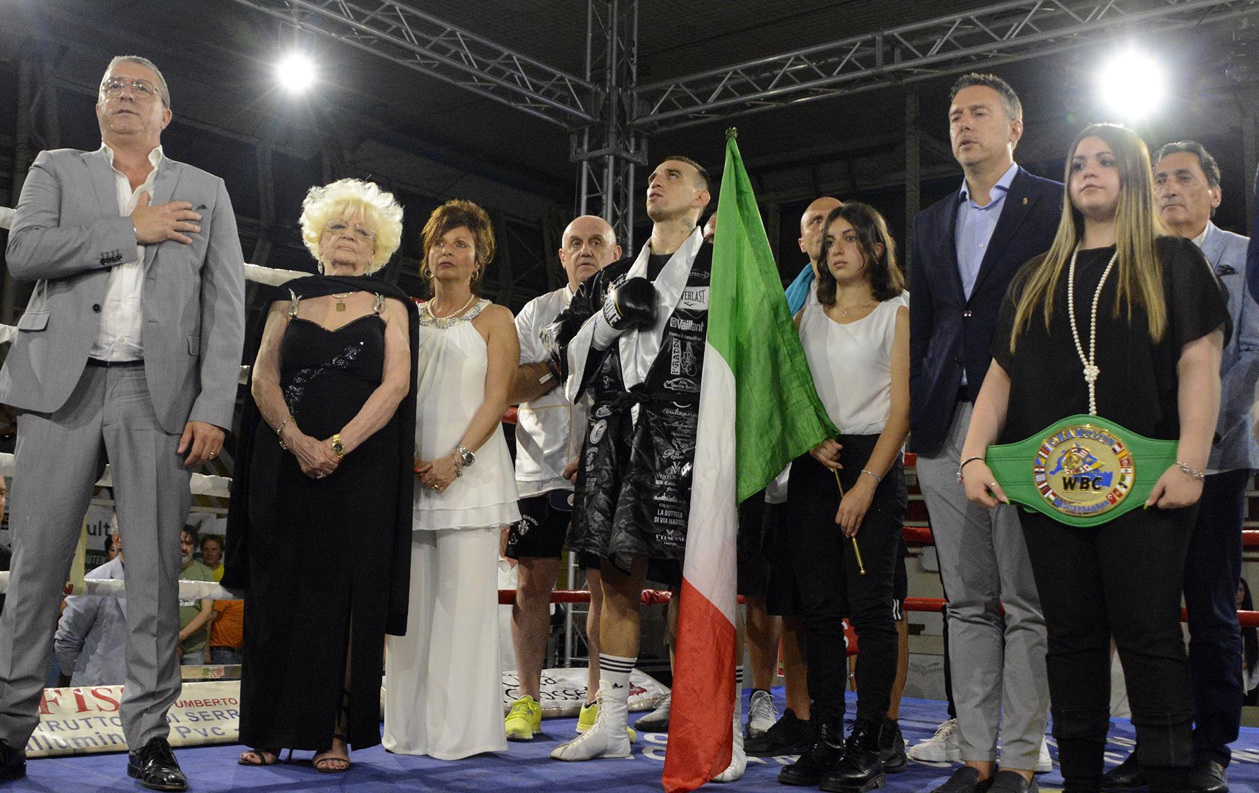 Una Serata Di Grande Boxe Ed Emozioni Al Serbo Savic Il Titolo