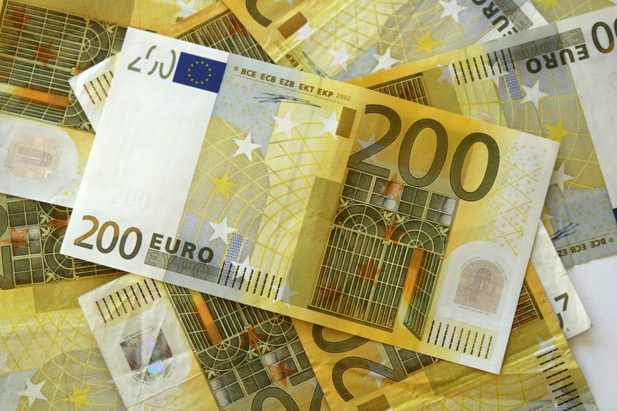 Bonus Euro A Colf E Badanti Domande Entro Il Settembre