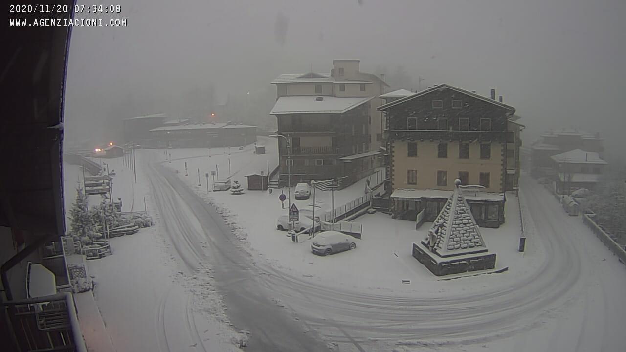 Ecco La Prima Neve In Toscana Le Immagini Dell Appennino Imbiancato