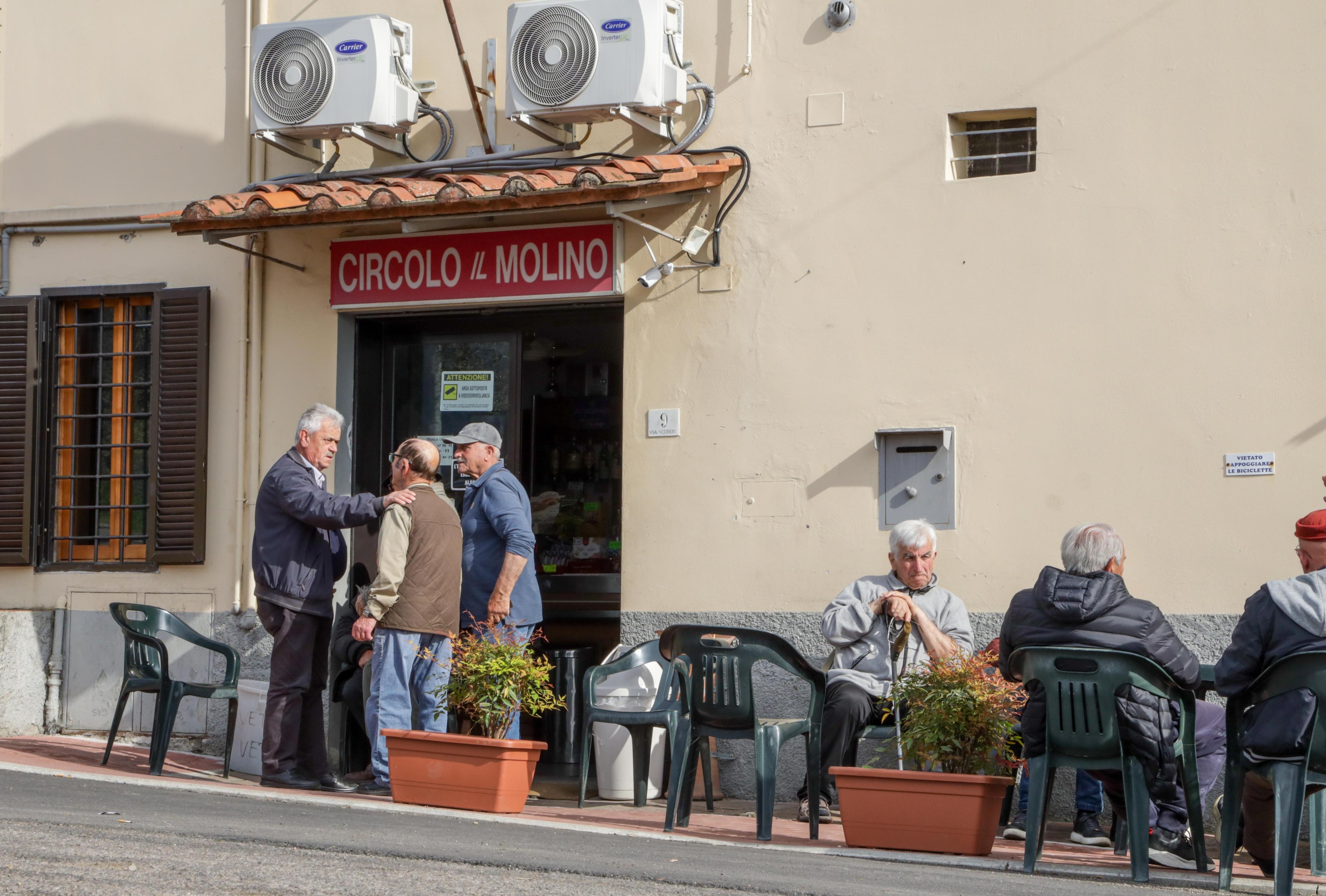 I Circoli Arci Si Ribellano Al Comune Via Lordinanza Contro Il Molino