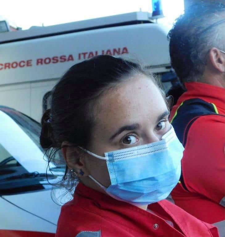 Covid La Gioia Della Croce Rossa Per La Sua Giovane Volontaria