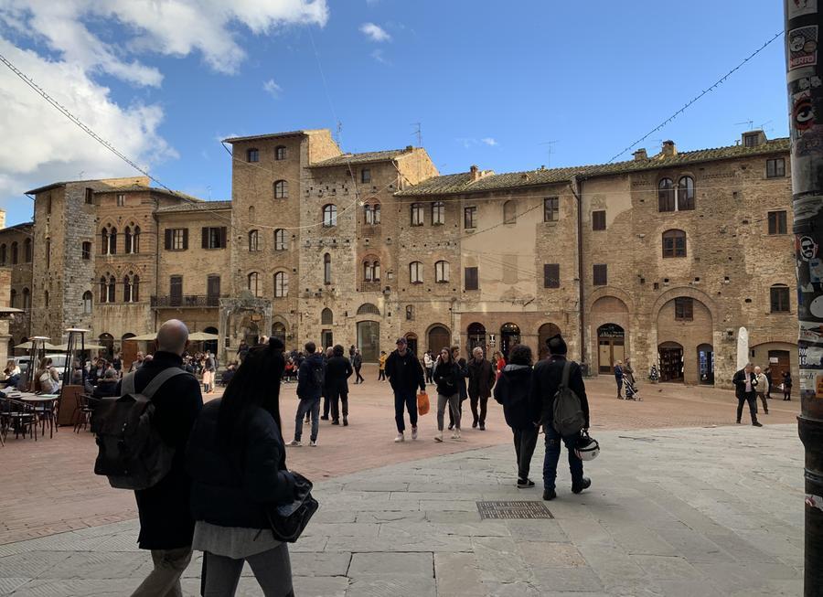 San Gimignano Fa Il Pieno Di Turisti