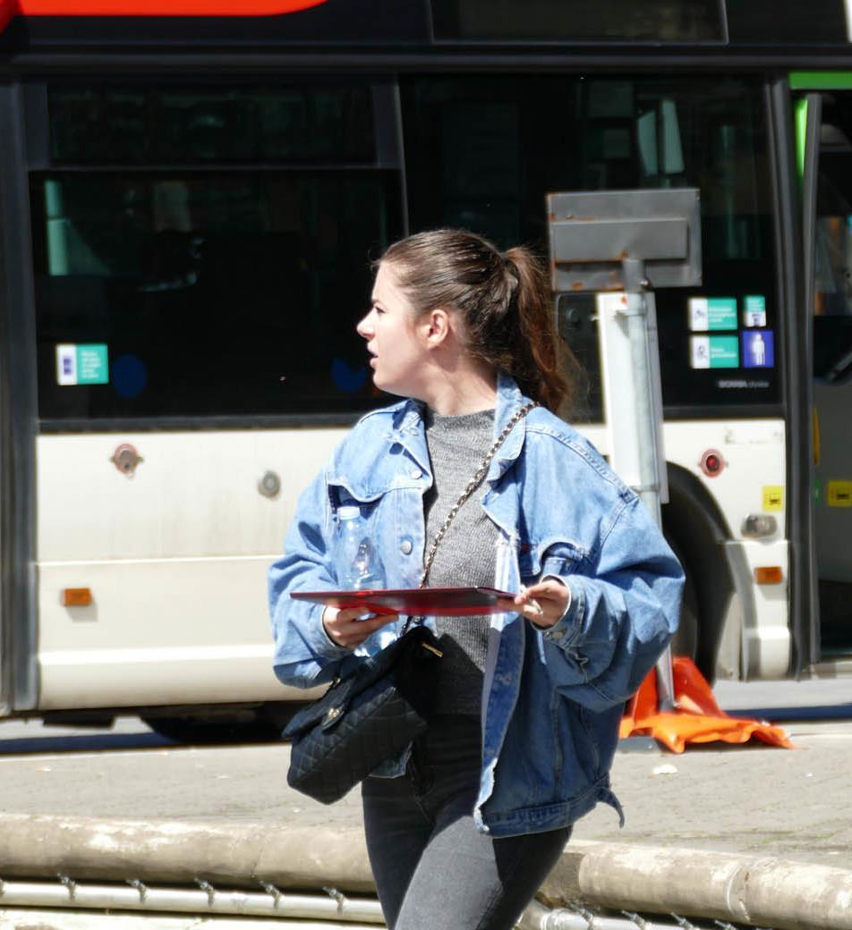 Va Dove Ti Porta Il Bus Storia E Cittadinanza Attiva