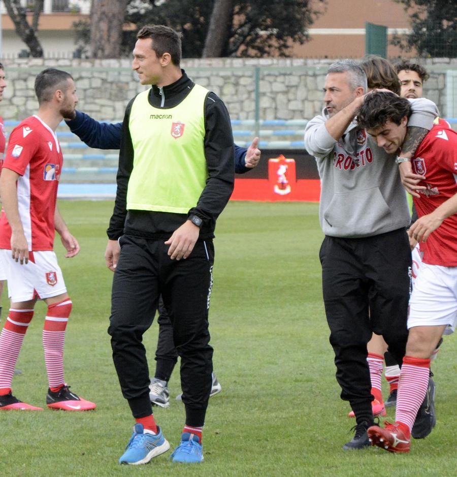 Il Grifone Reagisce Bene Bel Recupero Con La Giana