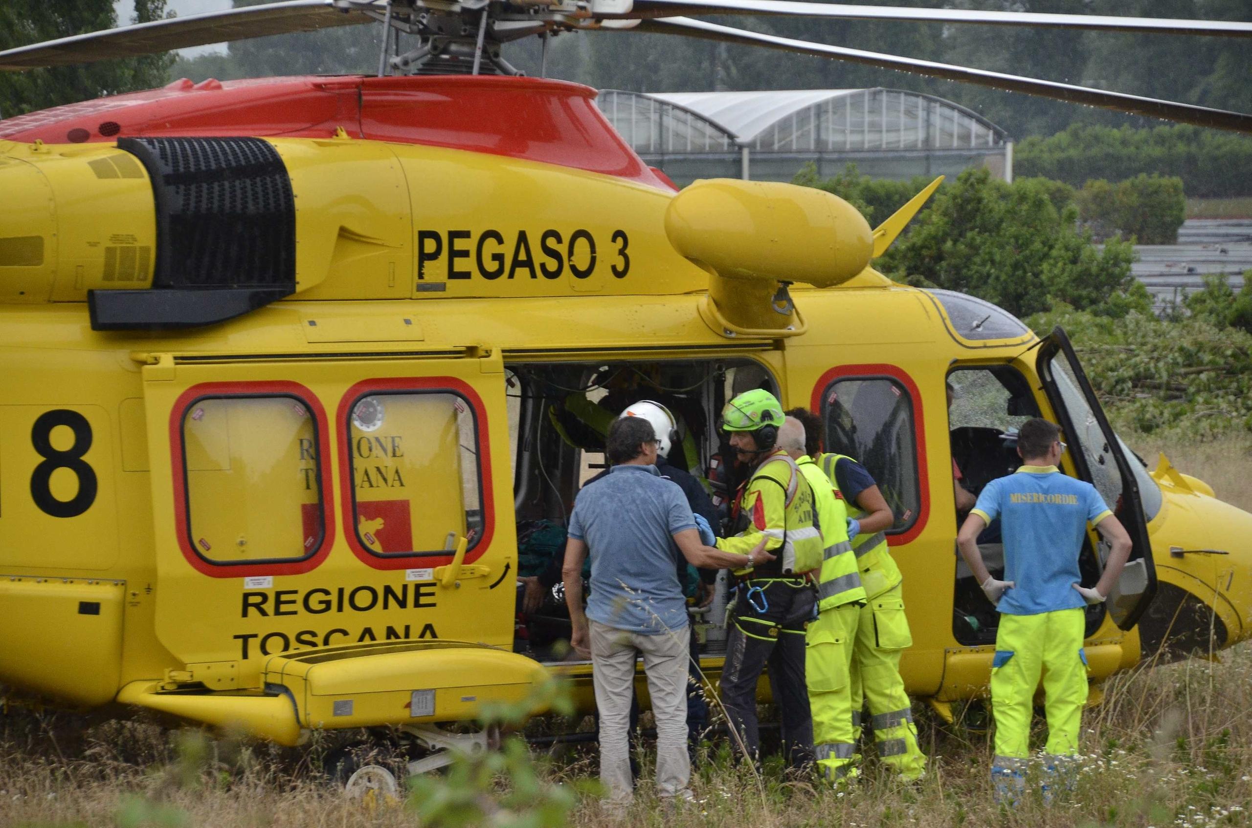 Scontro Auto Moto Sulla Sarzanese Ferito Centauro