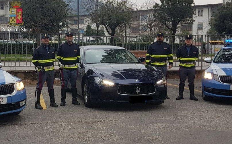 Noleggia Maserati Ma Non La Restituisce Bloccato In Autostrada