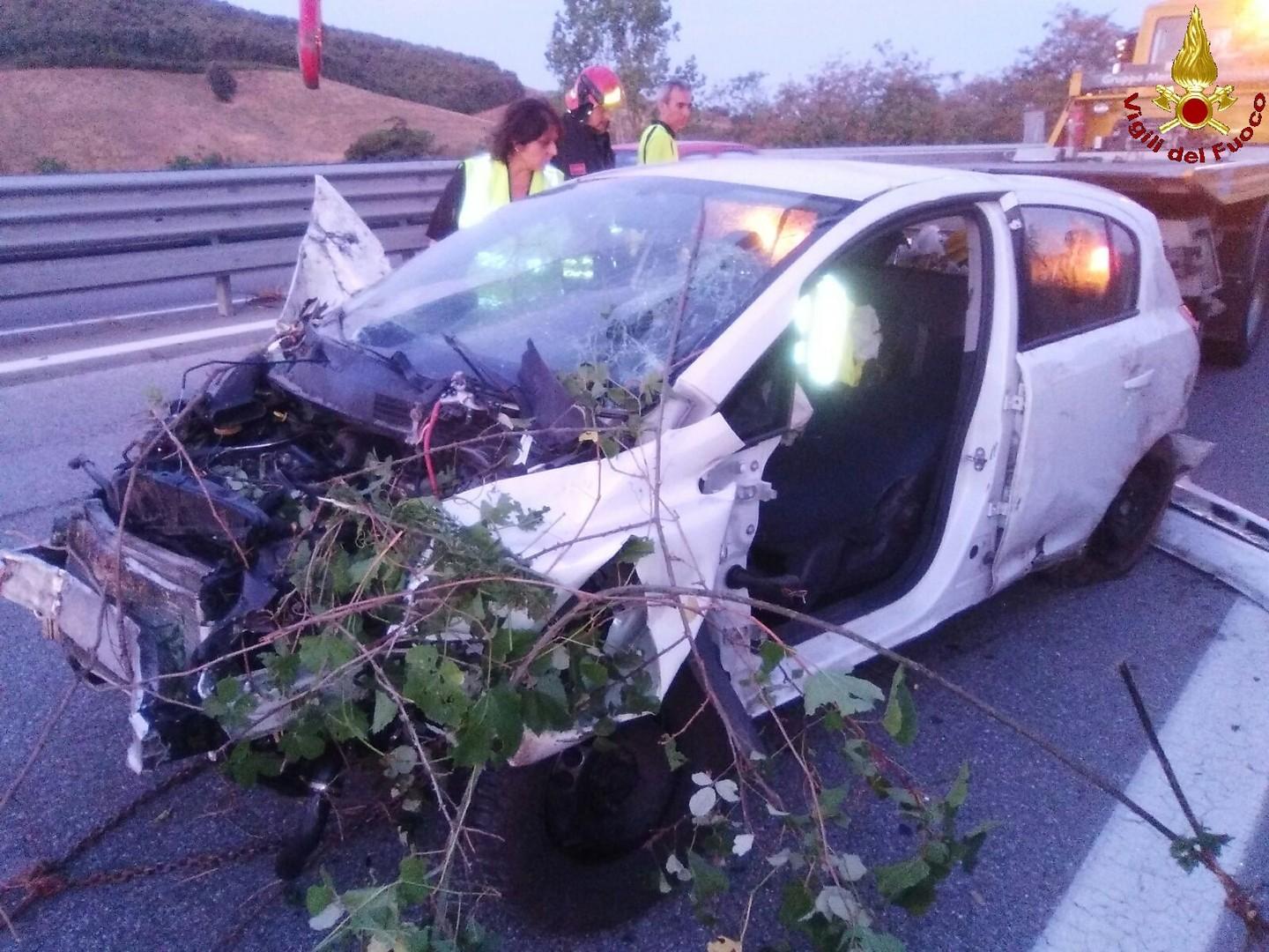 Incidente Di Notte Sull Aurelia Muore Donna Di Anni Foto