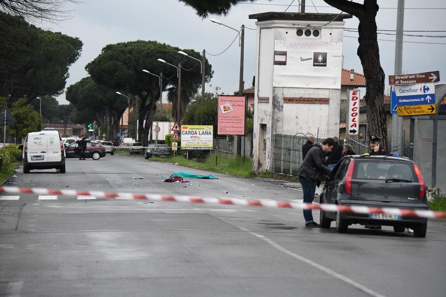 Furgone Travolge Gruppo Di Anziani Due Morti Autista Arrestato