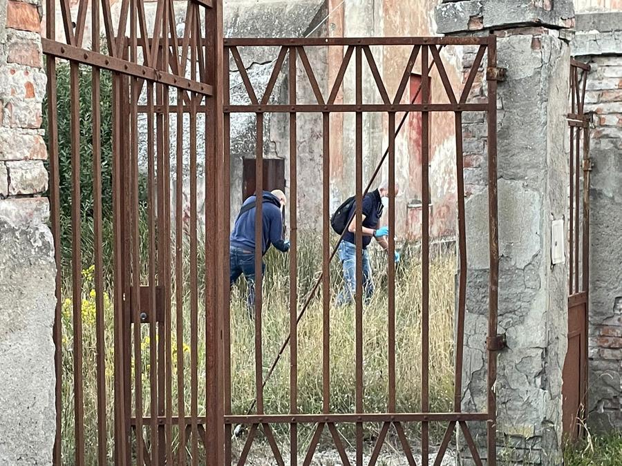 Bambino Morto A Citt Della Pieve Ferite Da Taglio Trovato Un