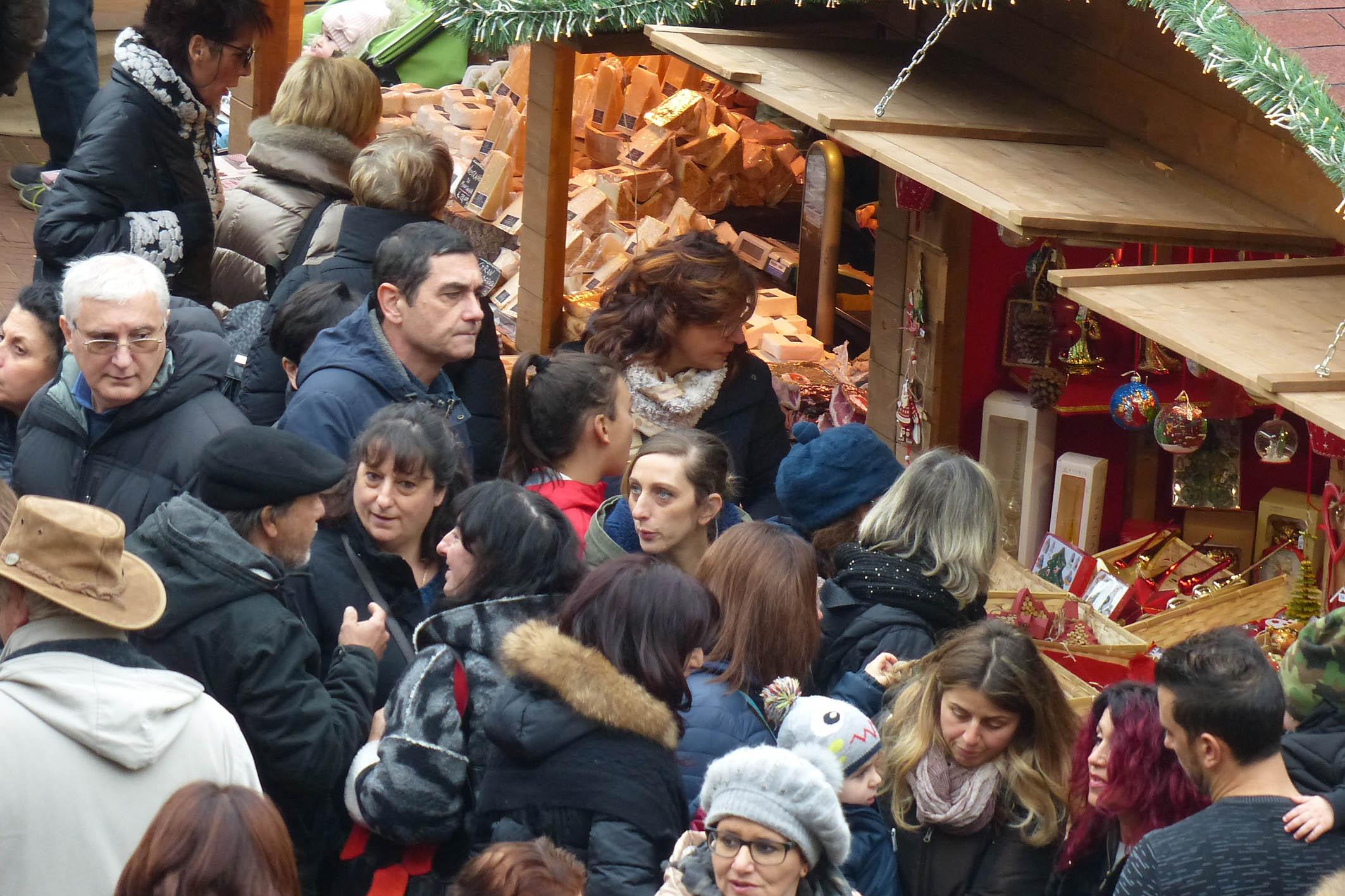 Il Miracolo Di Natale Duecentomila Tra Eventi E Fiera Record