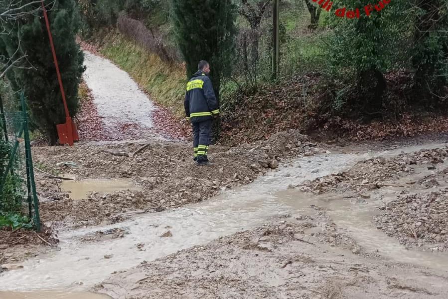 Frana a Vescia (foto vigili del fuoco)