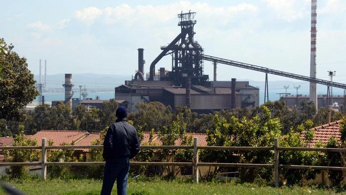 L'altoforno di Piombino (Foto Ansa)