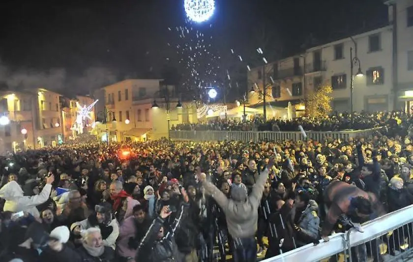 Ad Arezzo Che Spacca l organizzazione della festa di fine anno