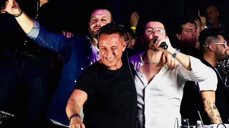 Torna Lumen al Barlume. Party sulla spiaggia  con musica e aperitivo