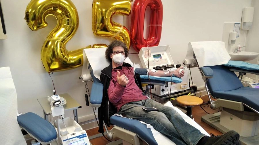 Avis, Giorgio Piccioli festeggia  la sua 250ª donazione di sangue  Servono sempre nuovi volontari  