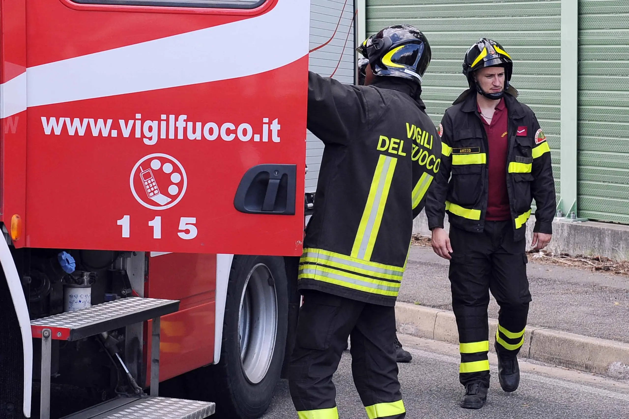 Incidente sul lavoro: mano dentro l'impastatrice