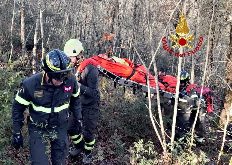 Cacciatore Colto Da Malore A Castellina In Chianti: Soccorso E Portato ...