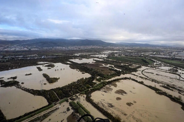 Maltempo in Toscana, veduta aerea Campi Bisenzio (foto Ansa)