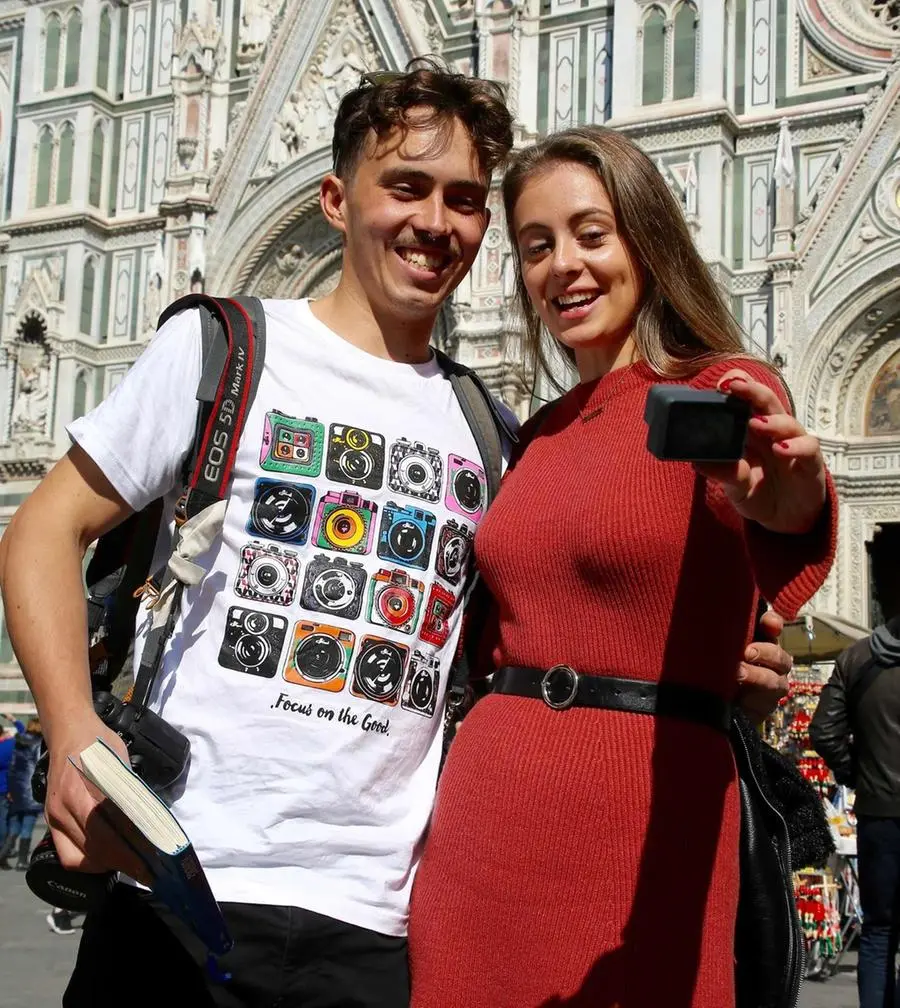 Turisti a Firenze, l’incubo è passato. Negli alberghi c’è la ripartenza vera