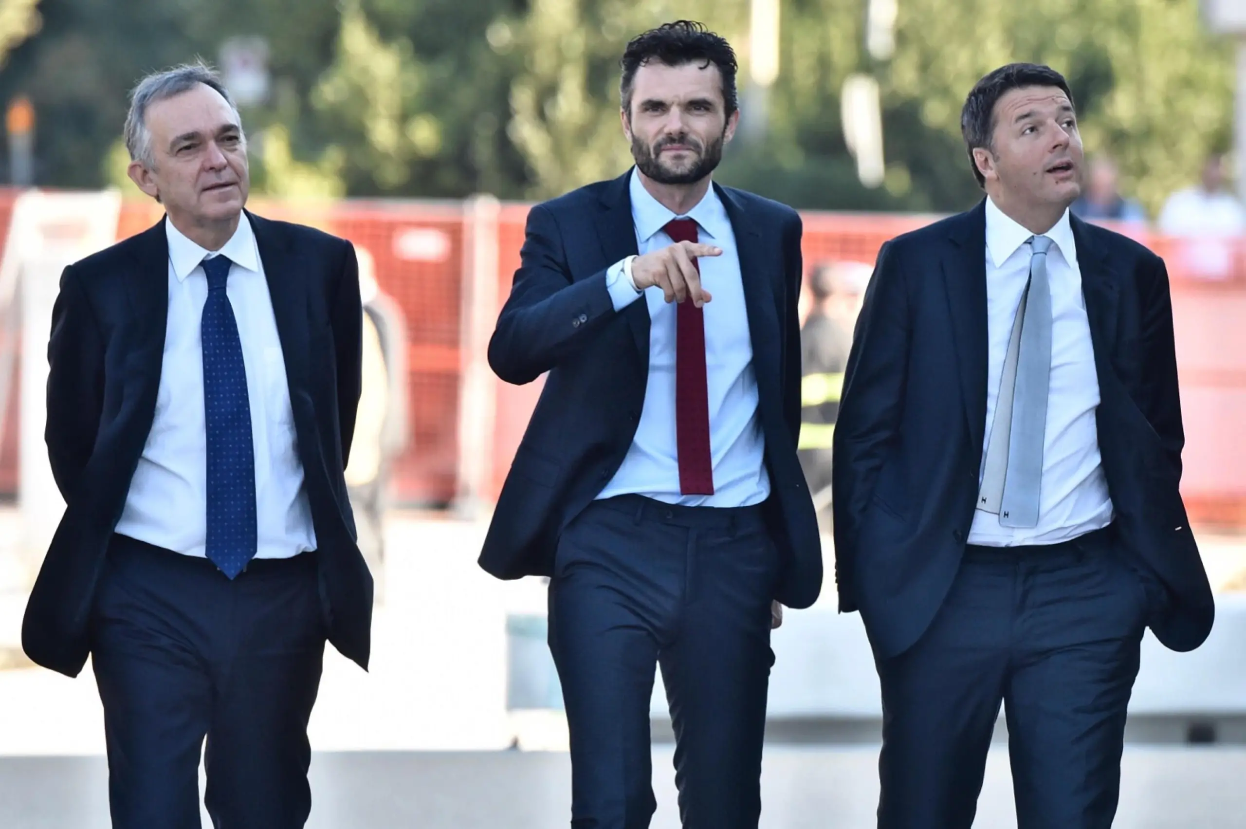 Biffoni a Tirana per il sì al referendum. Milone all'attacco: "Chi paga il viaggio?"