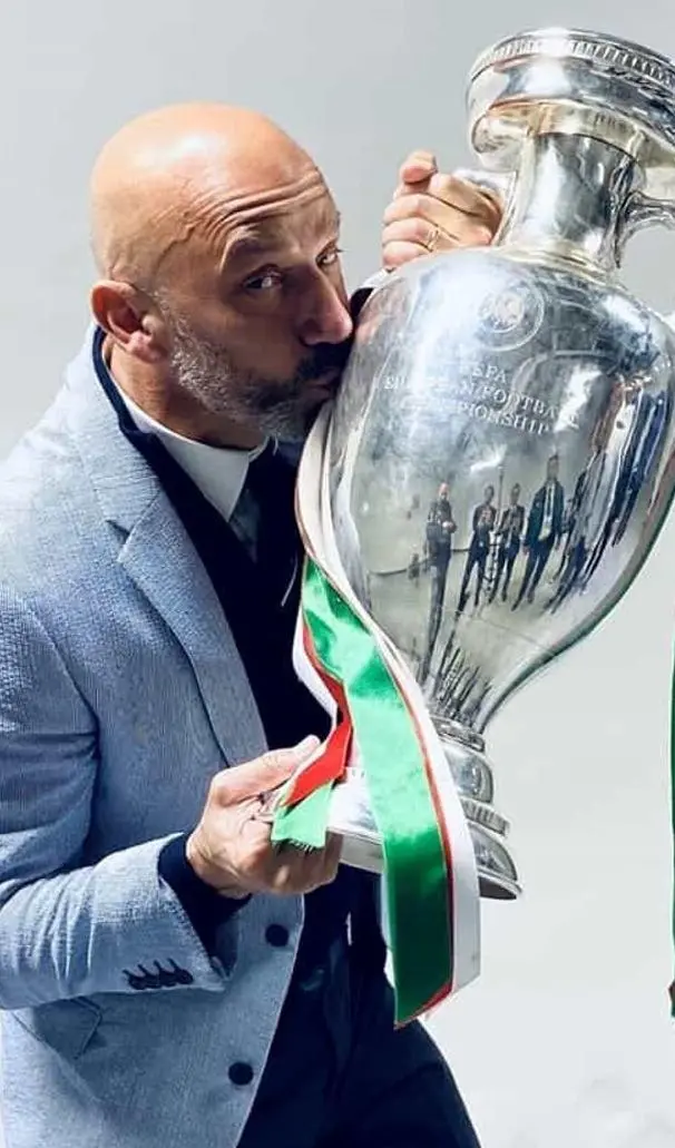 Gianluca Vialli, l'uomo nell'arena protagonista a Zenzero Fest