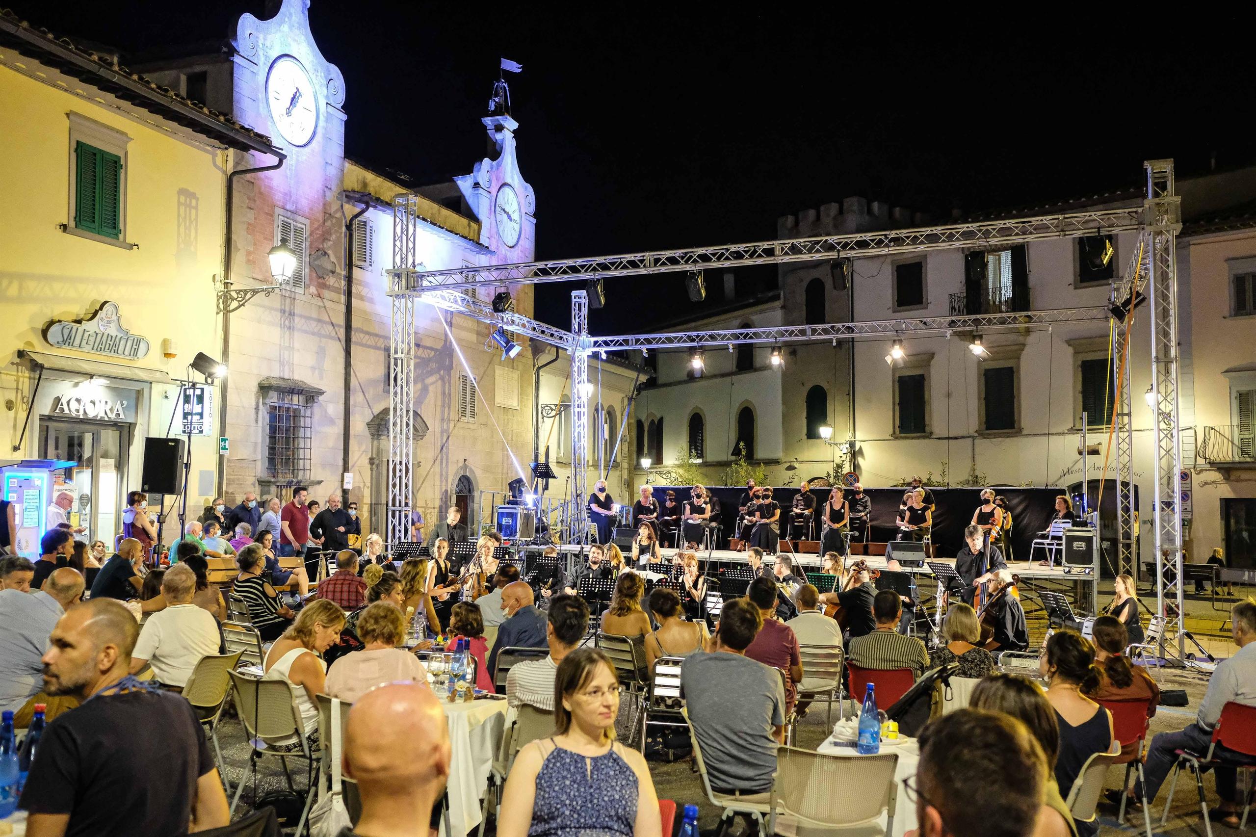 Calici Di Stelle Che Grande Festa Esaurito A Montespertoli E Vinci 9582