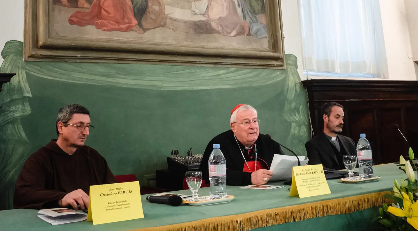 Tribunale ecclesiastico, aumentano le donne che chiedono l'annullamento del matrimonio