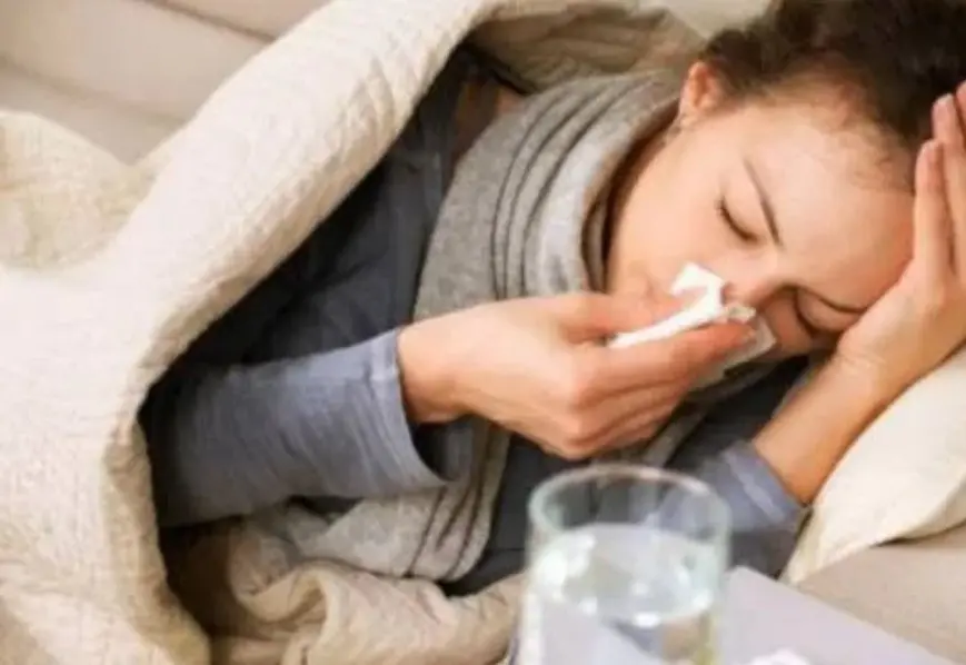 Influenza al picco: la Toscana finisce in zona rosso scuro. "Ora è allerta anziani"