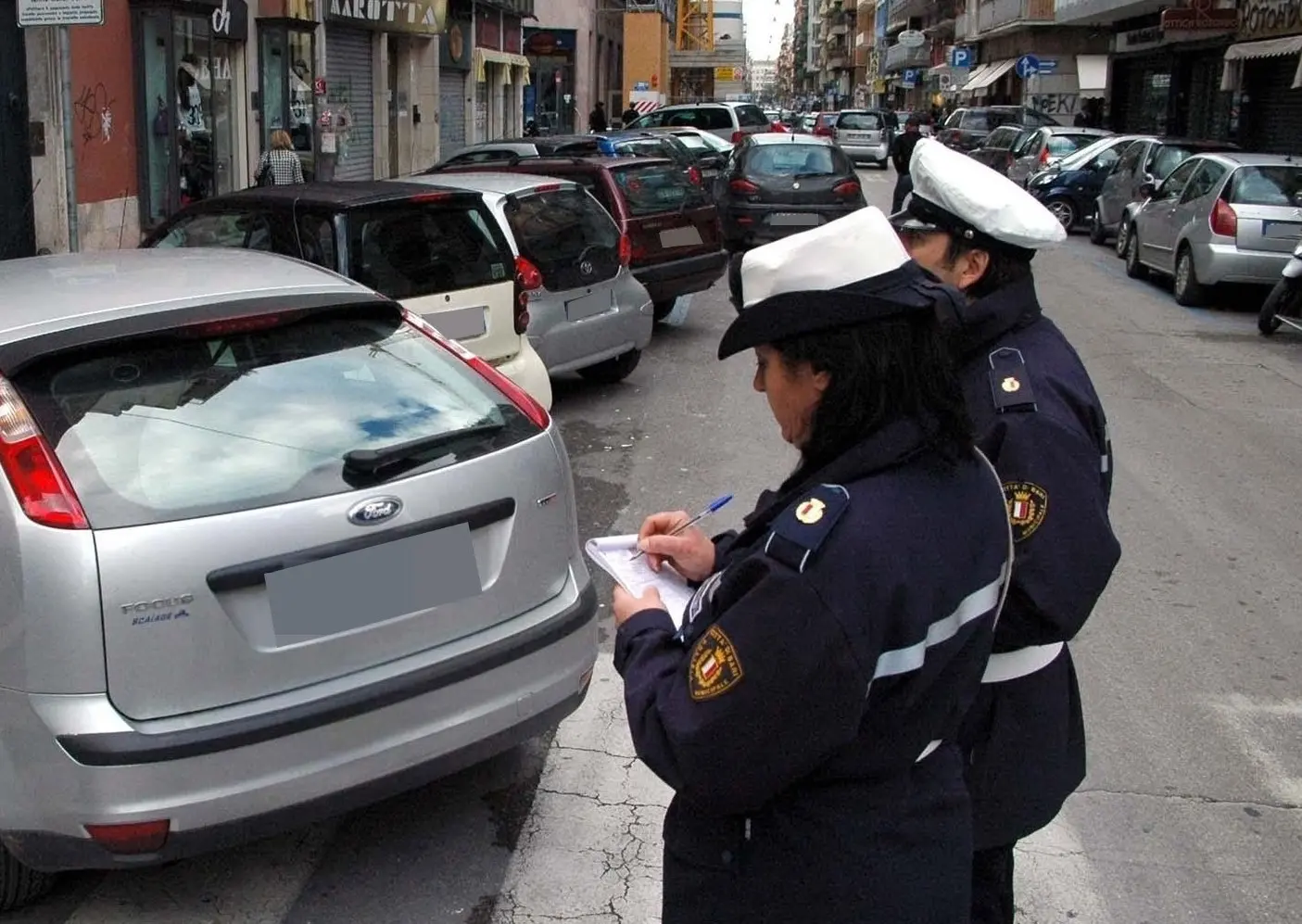 Mi hanno clonato la targa: ma era una truffa per non pagare le multe