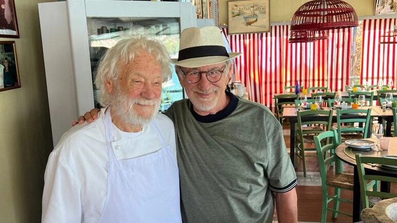 Spielberg alla Palmaria: pranzo con pesto, frutti di mare e astice