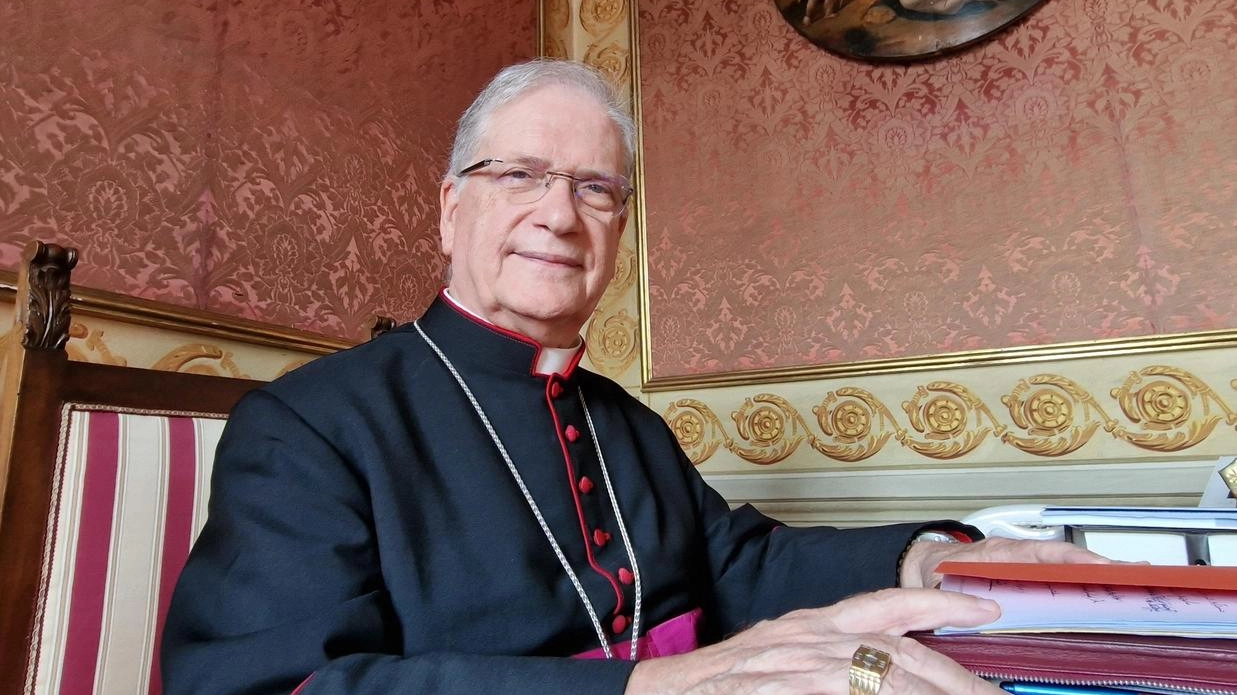 La domenica di Monsignor Tardelli: Pescia accoglie il nuovo vescovo