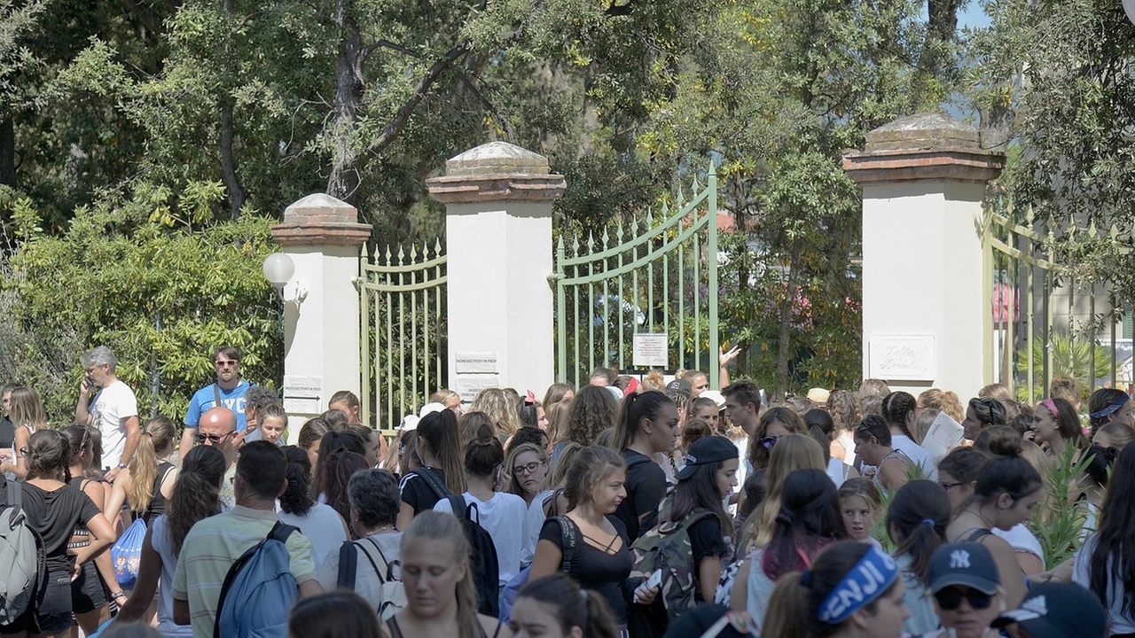 Assalto a Villa Bertelli per il concerto di Benji e Fede