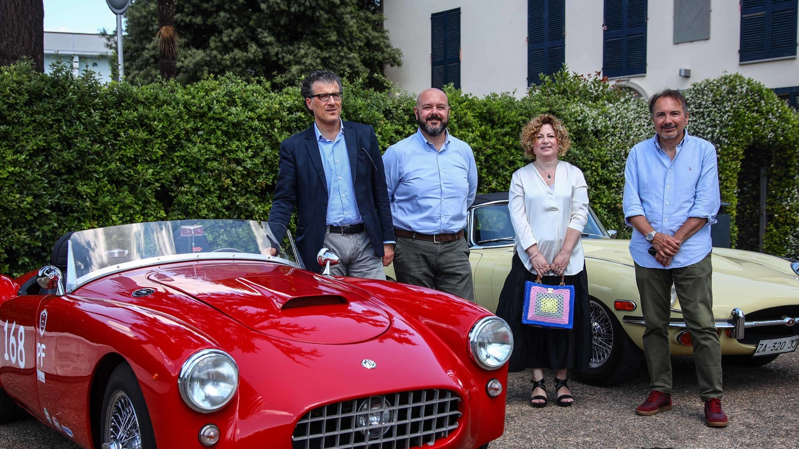 Torna la Mille Miglia  Oltre 400 bolidi   fanno vivere emozioni  per la corsa più bella