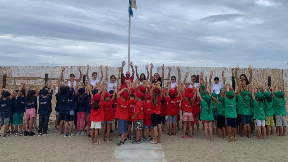 Lezioni tra le dune con vista mare. La prima campanella in spiaggia