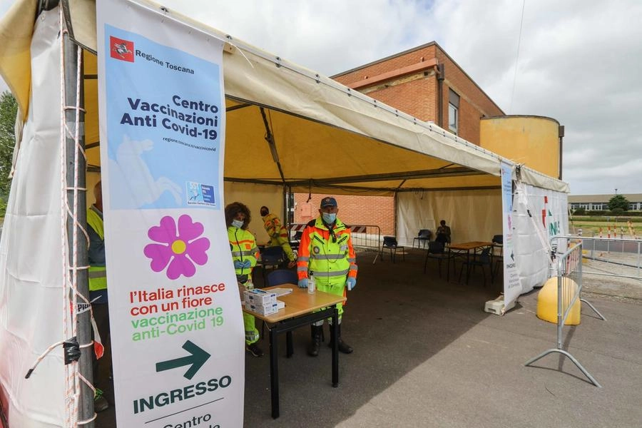 L'hub vaccinale di Certaldo (Gasperini / Fotocronache Germogli)