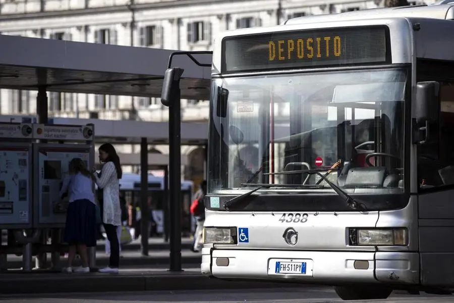 Sciopero autobus, ecco gli orari provincia per provincia. Traffico a rischio