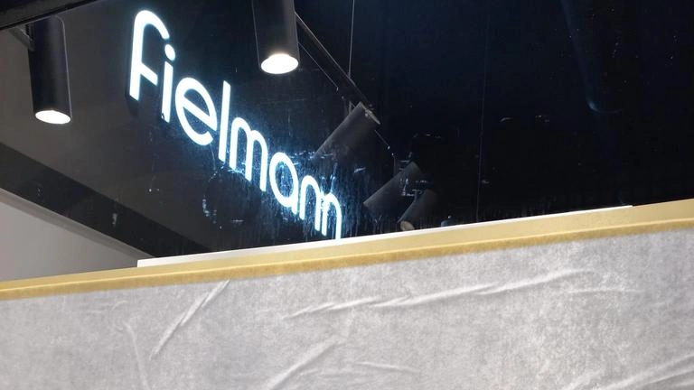 Fielmann: un’altra vetrina che si spegne