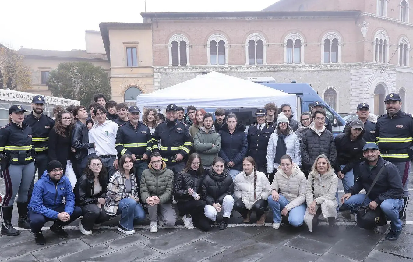 Giornata Vittime Della Strada. La Polizia Stradale Fa Lezione