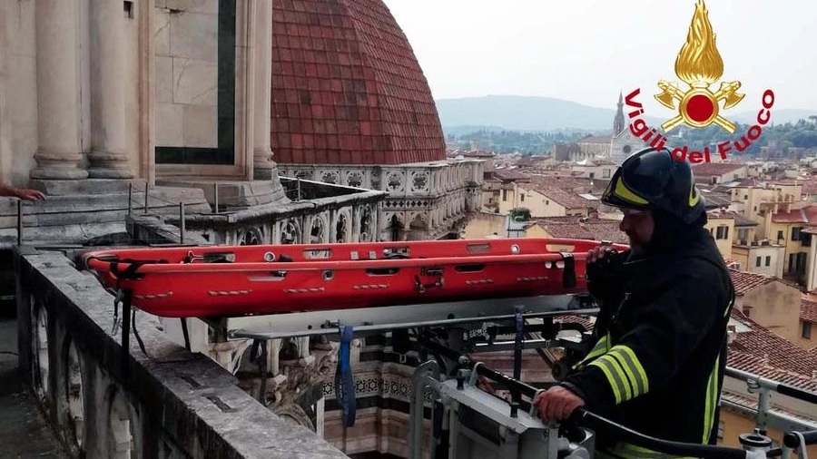 I soccorsi al turista colpito da malore sulla Cupola del Duomo