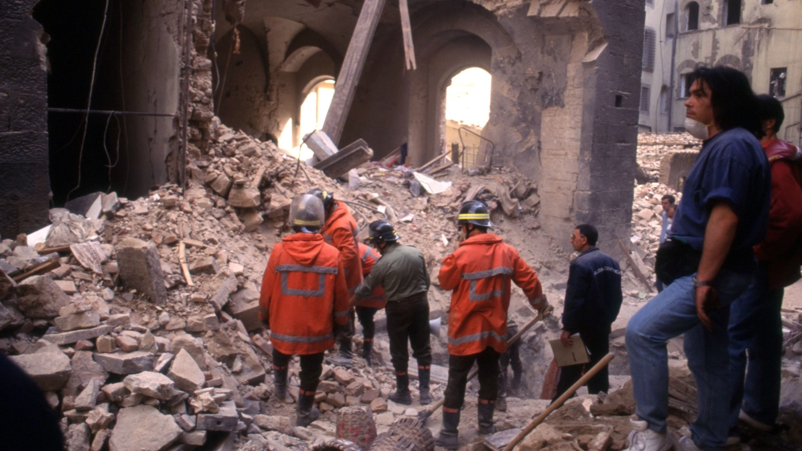 La devastazione in via dei Georgofili (Foto archivio)