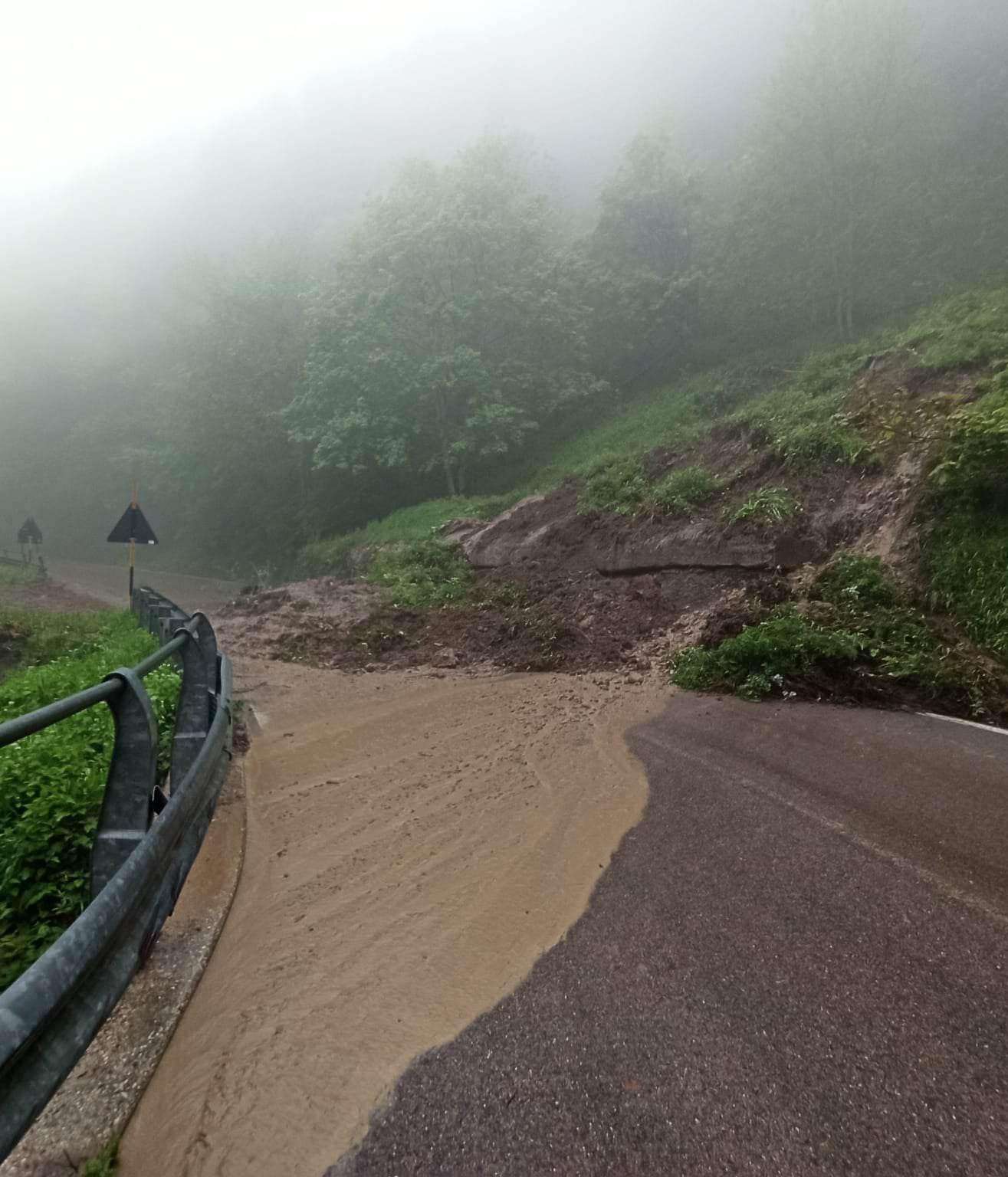 Caos maltempo E45 chiusa ai camion Stop fino a domani Tir verso