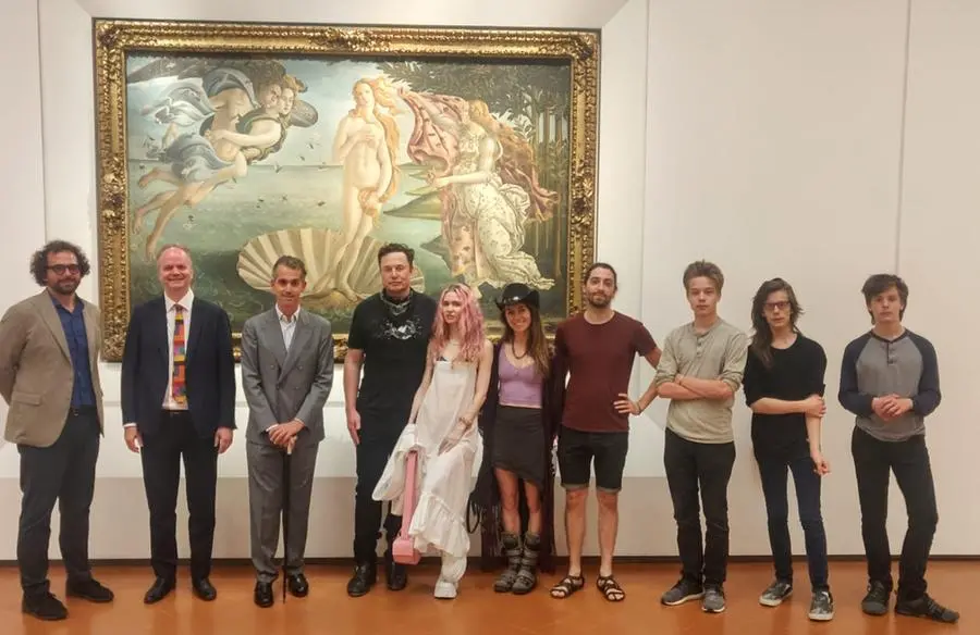 Elon Musk a Firenze: visita agli Uffizi, "Una mostra anche su Marte"